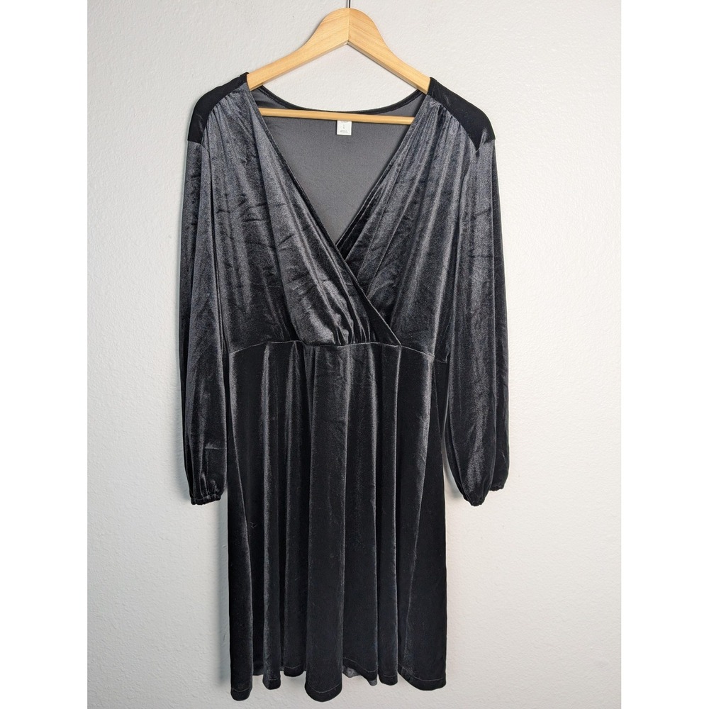 Old Navy Black Velvet Fit & Flare Mini Dress Long Sleeve V Neck L Stretch